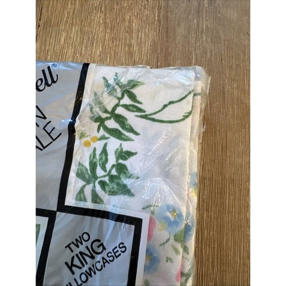 Lady Pepperell Pillowcases King Ivory Floral No-Iron Percale Set of Two 20 x 36 - Picture 3 of 6